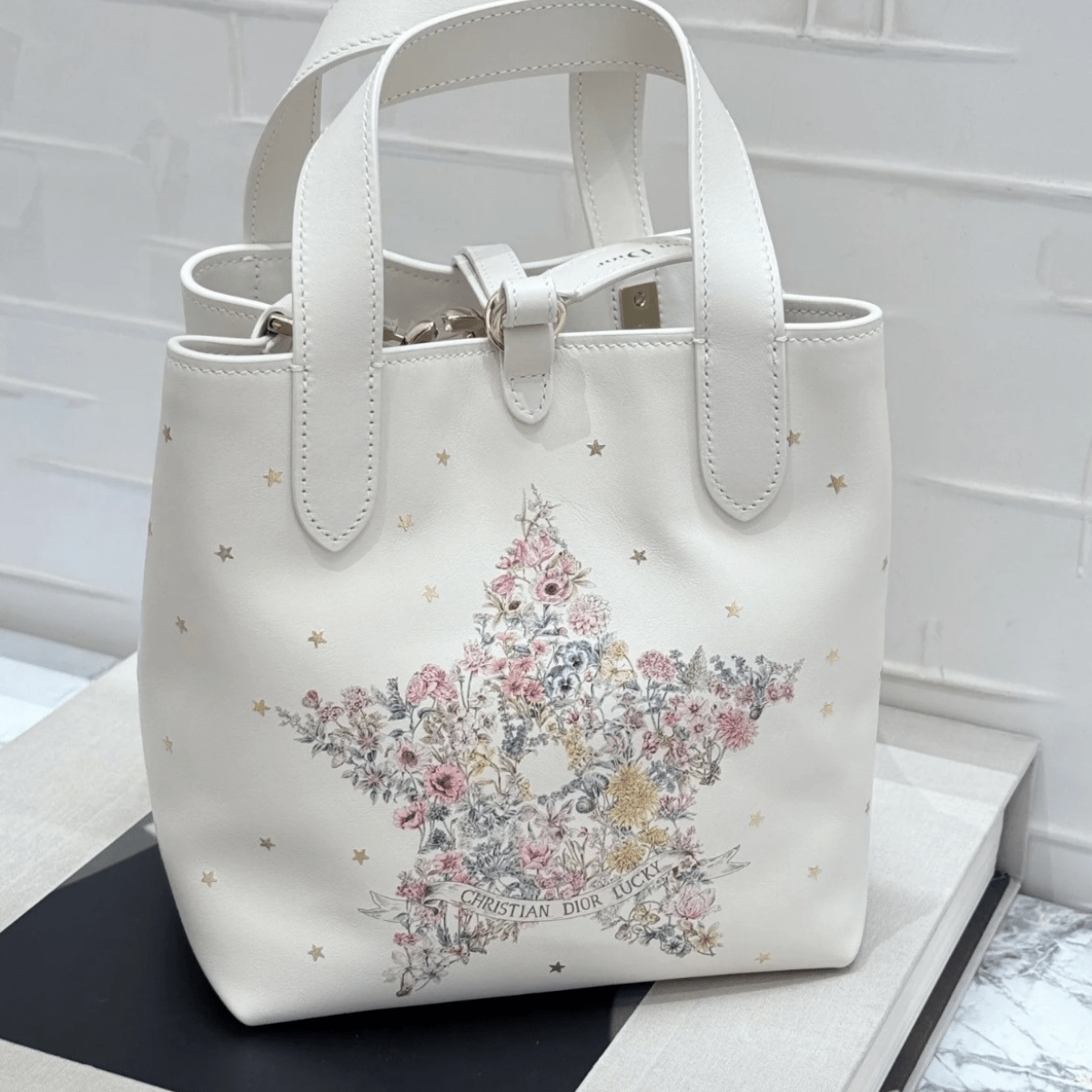 Dior – Lucky Dior Toujours Small Vertikale Tote Tasche
