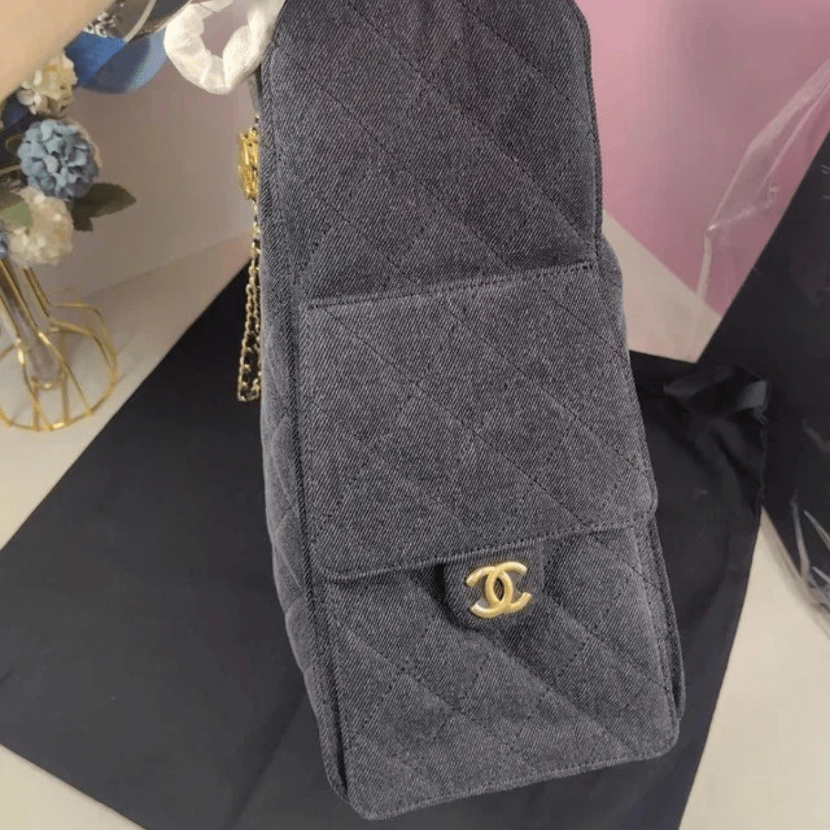Chanel 25 Mittelgroße Handtasche