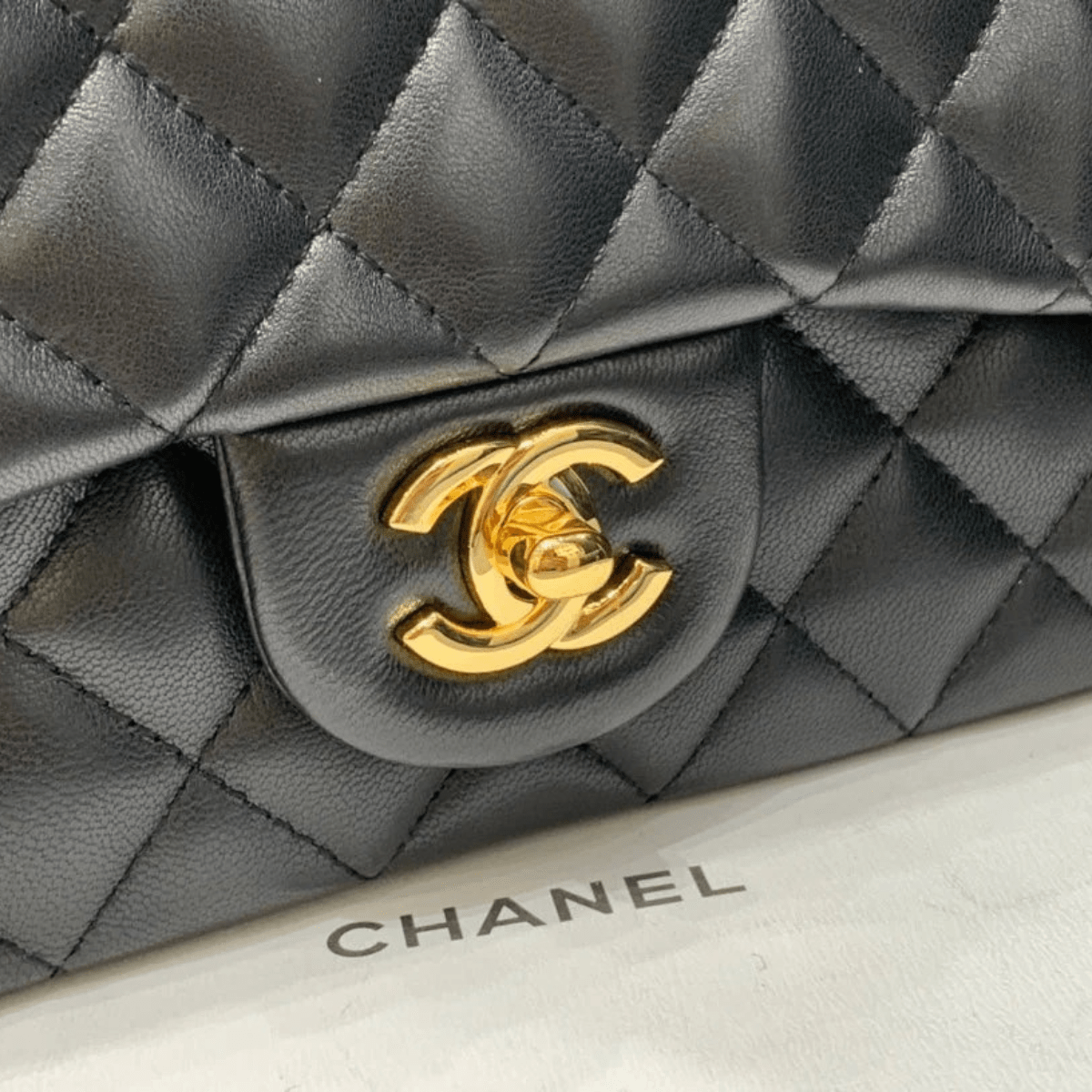 Chanel Mini Flap Bag – Schwarz