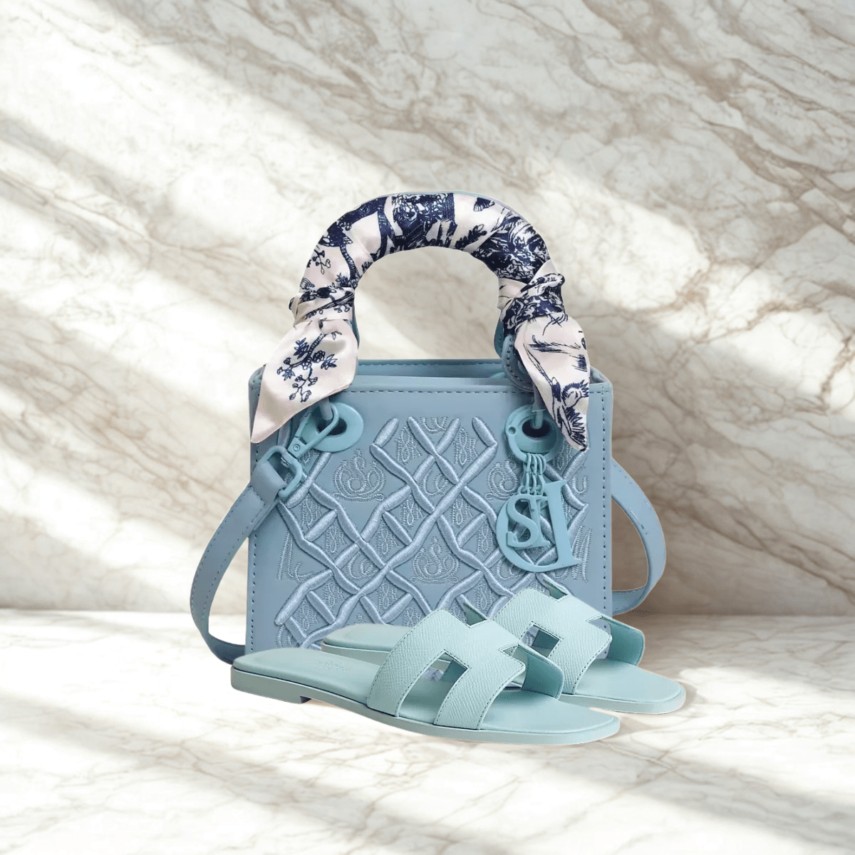 Hermès Oran Hellblau & Dior Lady D-Lite Blau Set