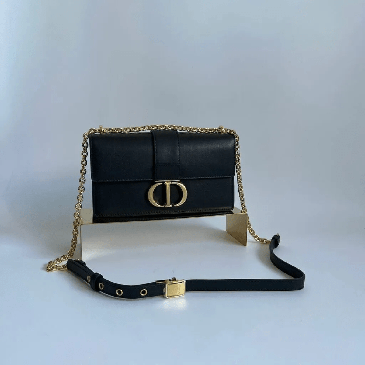 Dior 30 Montaigne East-West Tasche mit Kette