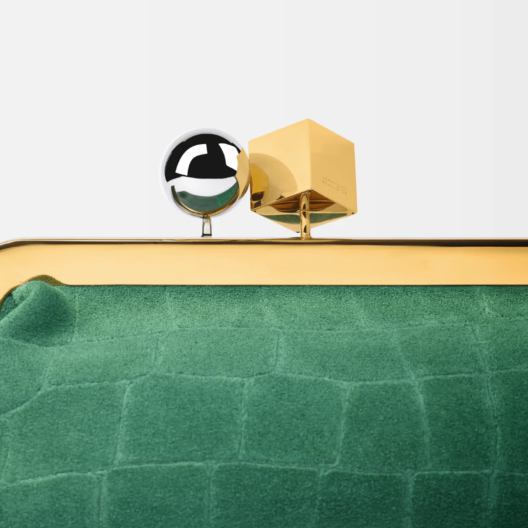 Jacquemus Le Salon Clutch aus Wildleder mit Krokodileffekt